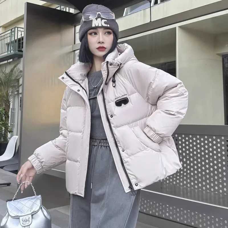 New Winter Korean Women Parkas Hooded Down Cotton Padded Jacket Female Overcoat Thick Warm Short Outwear Lady OuterwearT251105