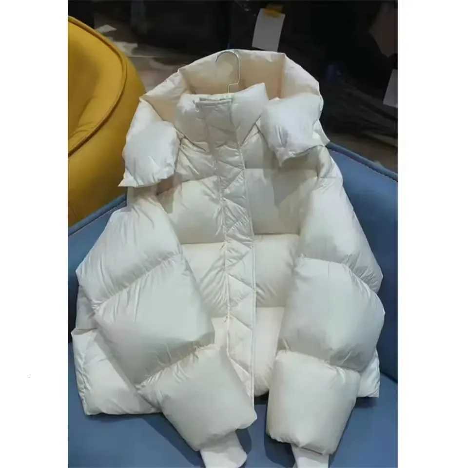 Women Fashion Lightweight Hooded Down Cotton Coat Female Loose Casual Warm Parkas Outerwear 2025 New Autumn Winter JacketT251105