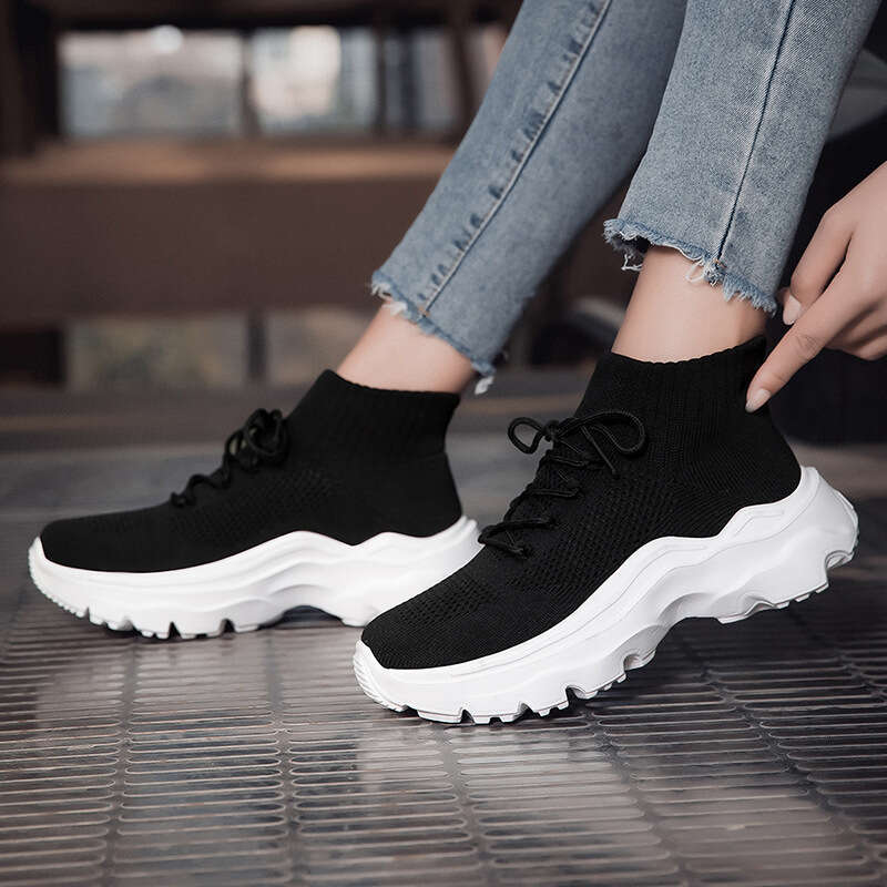 Large size Flyknit couple casual sports 2023 new spring autumn season one foot kick mid tube socks dad and women's shoes