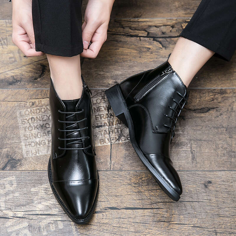 Large size fashionable youth lace up high top Martin British style men's pointed zippered formal leather boots