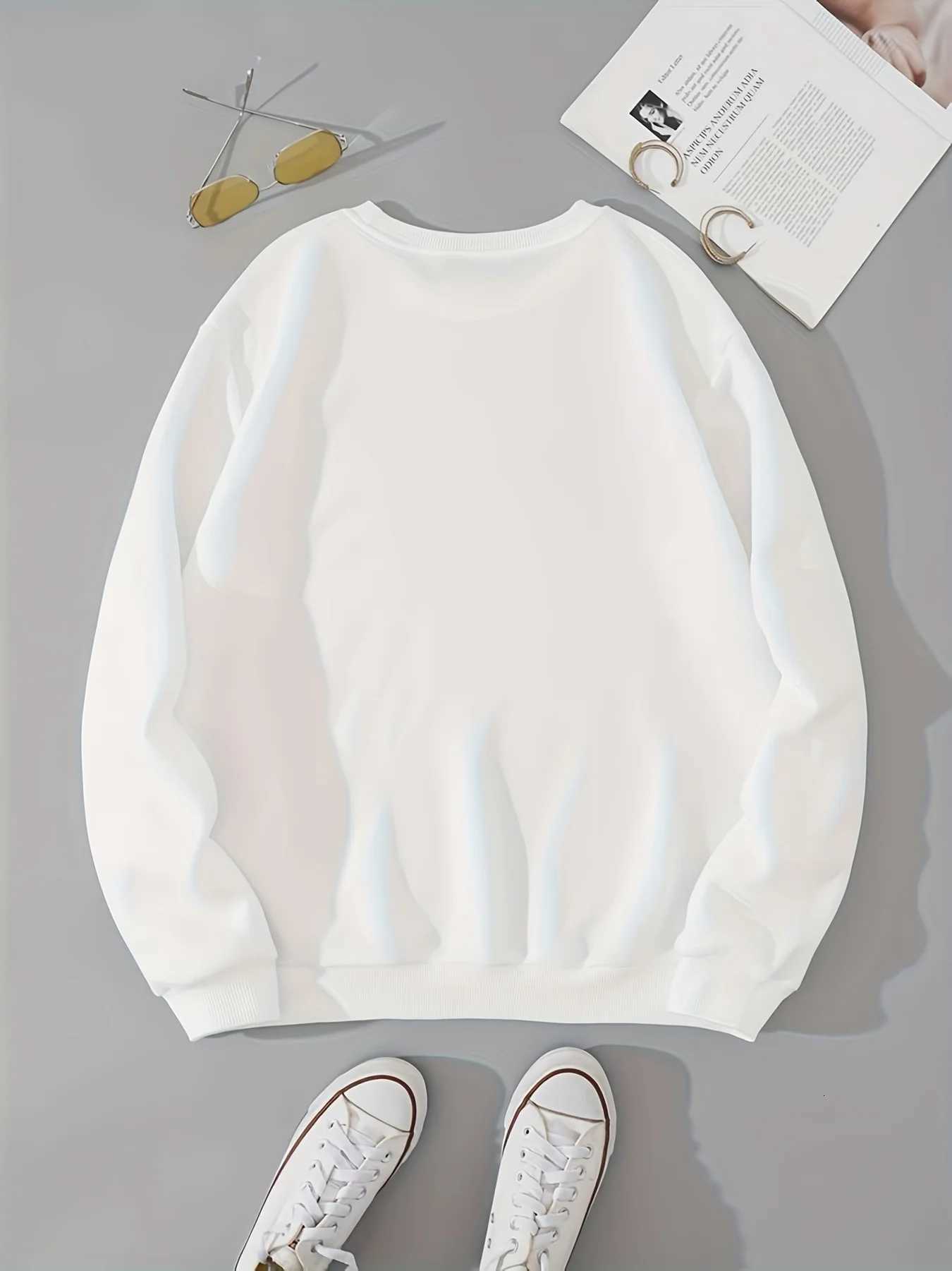 Womens autumn and winter loose casual comfortable cartoon bear printed thick round neck pullover sweaterT251105