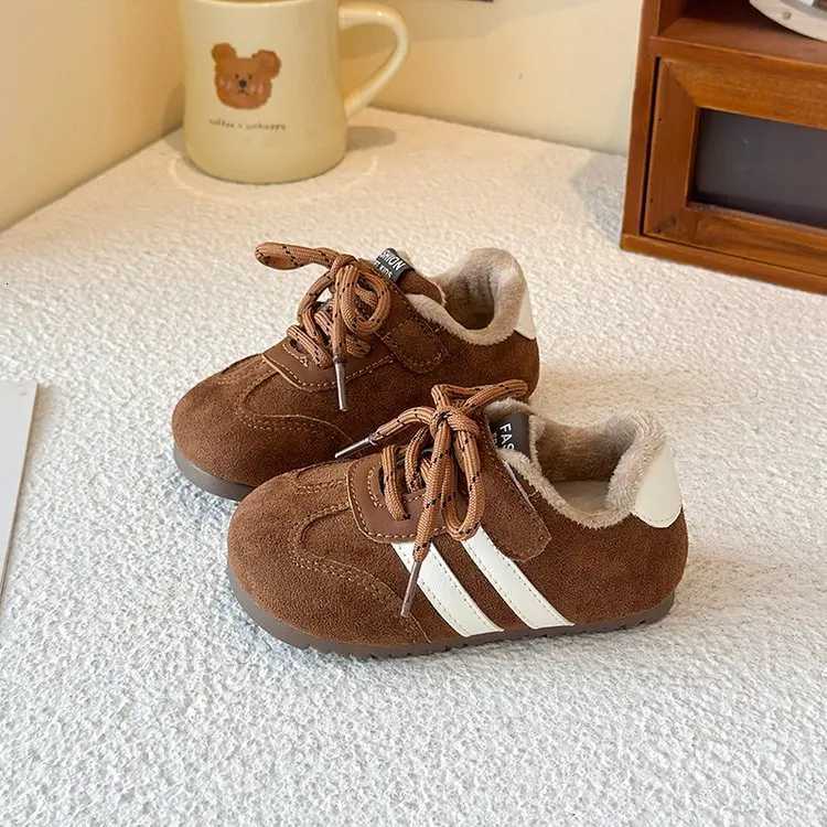 Childrens Leisure Sports Warm-Up 2025 New Style Boys Fashion Warm-Up Sports Kids Running ShoesT251105