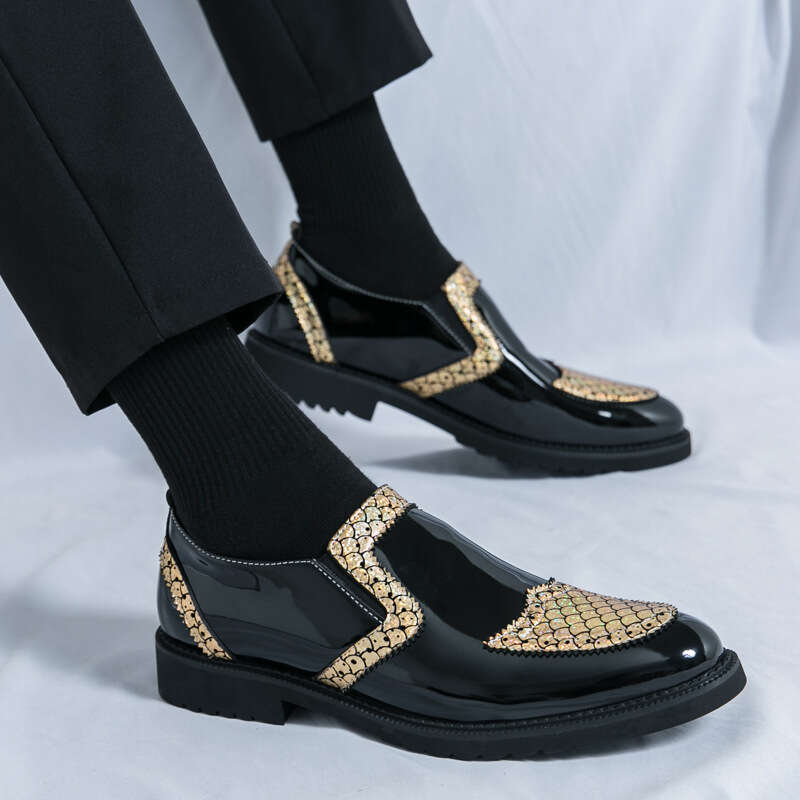 Large size leather 2024 Spring and Autumn men's British style Korean version wedding groom shiny hairstylist gold shoes