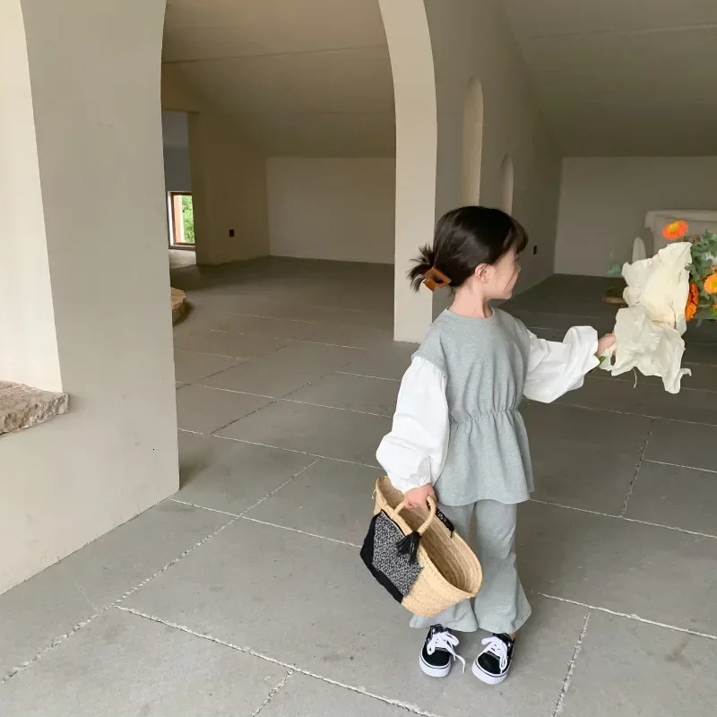 8405 childrens clothing set girls autumn Korean fashion 2piece patch work clothes topflash pants 250325z