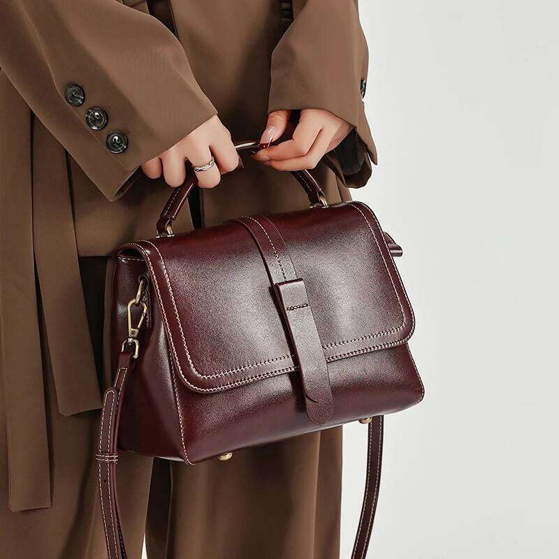 Fashion Niche Design Handbag Retro Women Genuine Cowhide Leather Shoulder Crossbody Bag Messenger Bags Large Capacity 251105