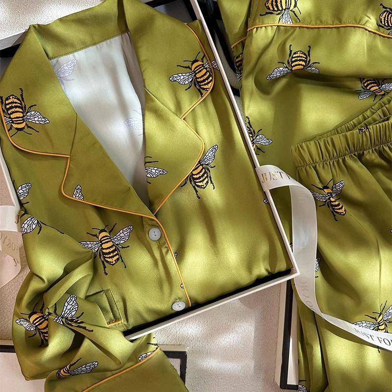 Designer Women Pajamas Set Spring Autumn 2 Piece Bee Print Luxcury Pyjama Pocket Faux Silk Satin Sleepwear Long Sleeve Pijama High Quality