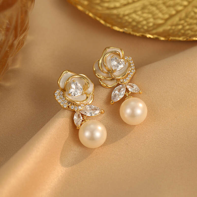 French Style Glazed Camellia Pearl S925 Silver Needle High-end Simple Fashion Stud Elegant Sweet Earrings