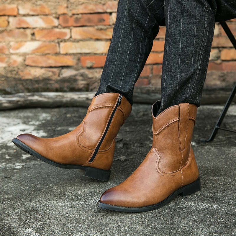 Large Western style cowboy knight pointed leather boots, sizes 38-48, autumn and winter low heeled men's boots
