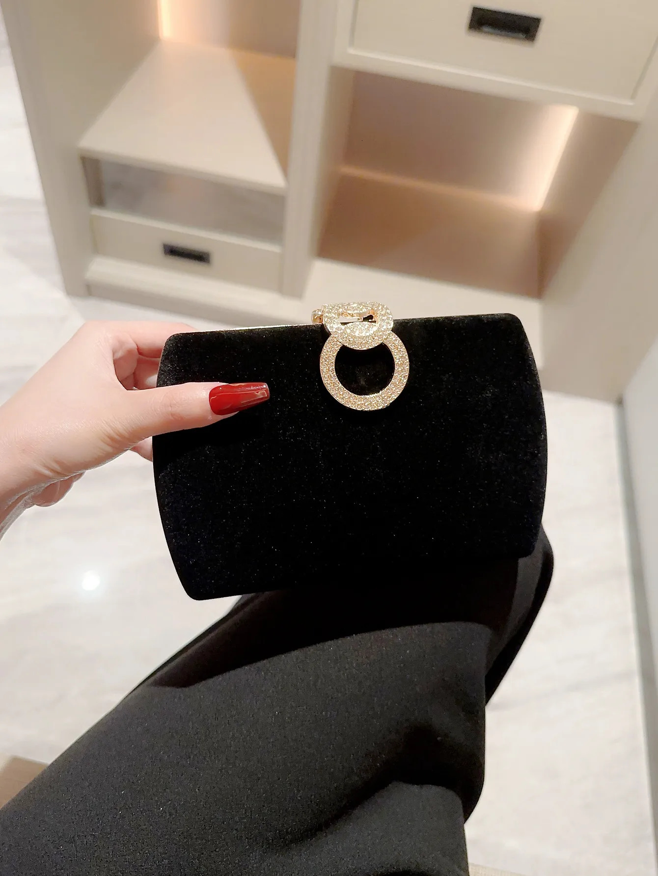 Ladies autumn velvet box dinner bag sparkling rhinestone decoration banquet bag clutch evening dress bag promotion bag party bag 250402