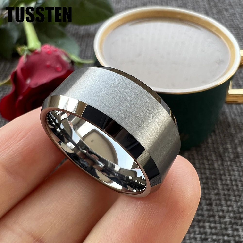 TUSSTEN 10mm Beveled Edges Matte Finish Gold Tungsten Carbide Ring for Men Women Fashion Engagement Wedding Band 251031