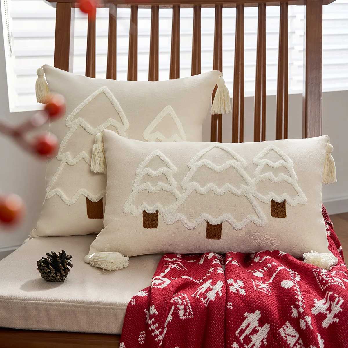 Christmas Throw Pillow Cover Soft Cozy Pillowcase Xmas Trees Tufted Embroidery Cushion Cover with Tassels for Home Sofa Bed Deco Y251105