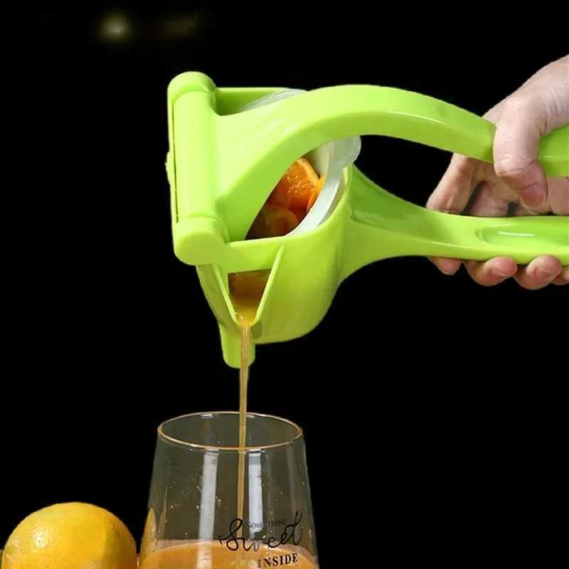 2pcs/1pc Manual Juicer Hand Press Citrus Juicer for Lemon Orange Small Home Kitchen Juice Extractor New Squeezer C251105