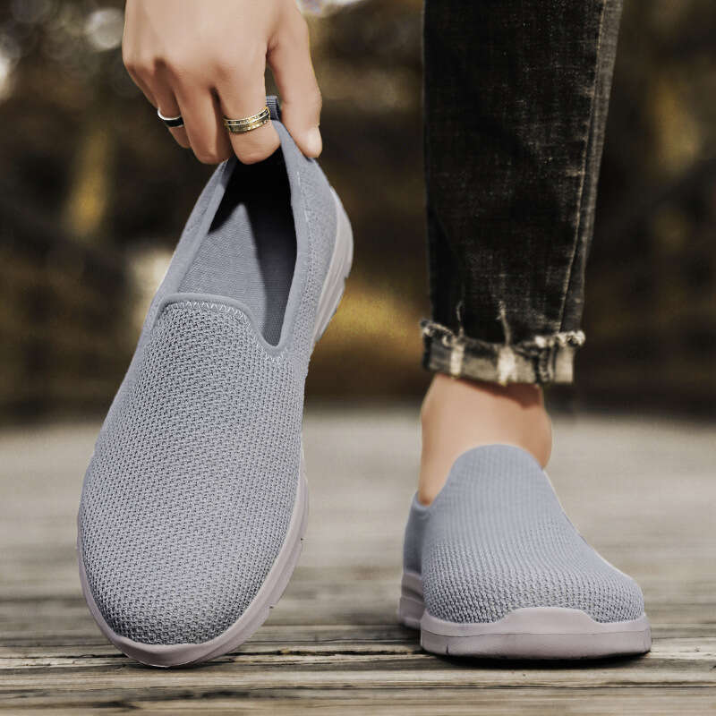 2024 Spring Summer New Lightweight Sleeve Casual Men's and Women's Large Size Flyknit One Step Lazy Walking Shoes