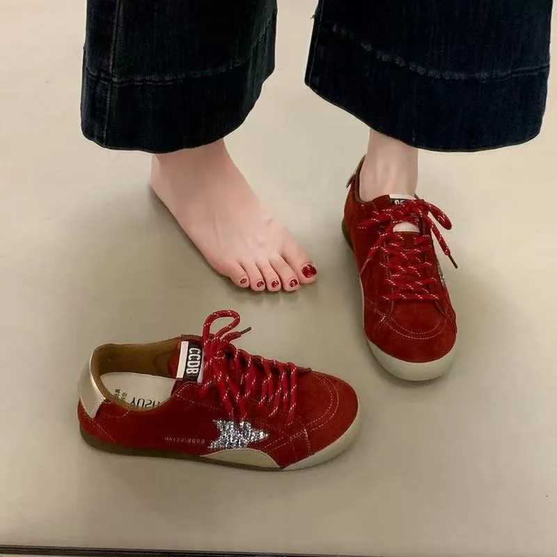 Low-Top Casual Sport Shoes Spring Autumn Wens New Style Star Lace Up Thick Soled Board Shoes Versatile Flats Wen Shoes Y251105