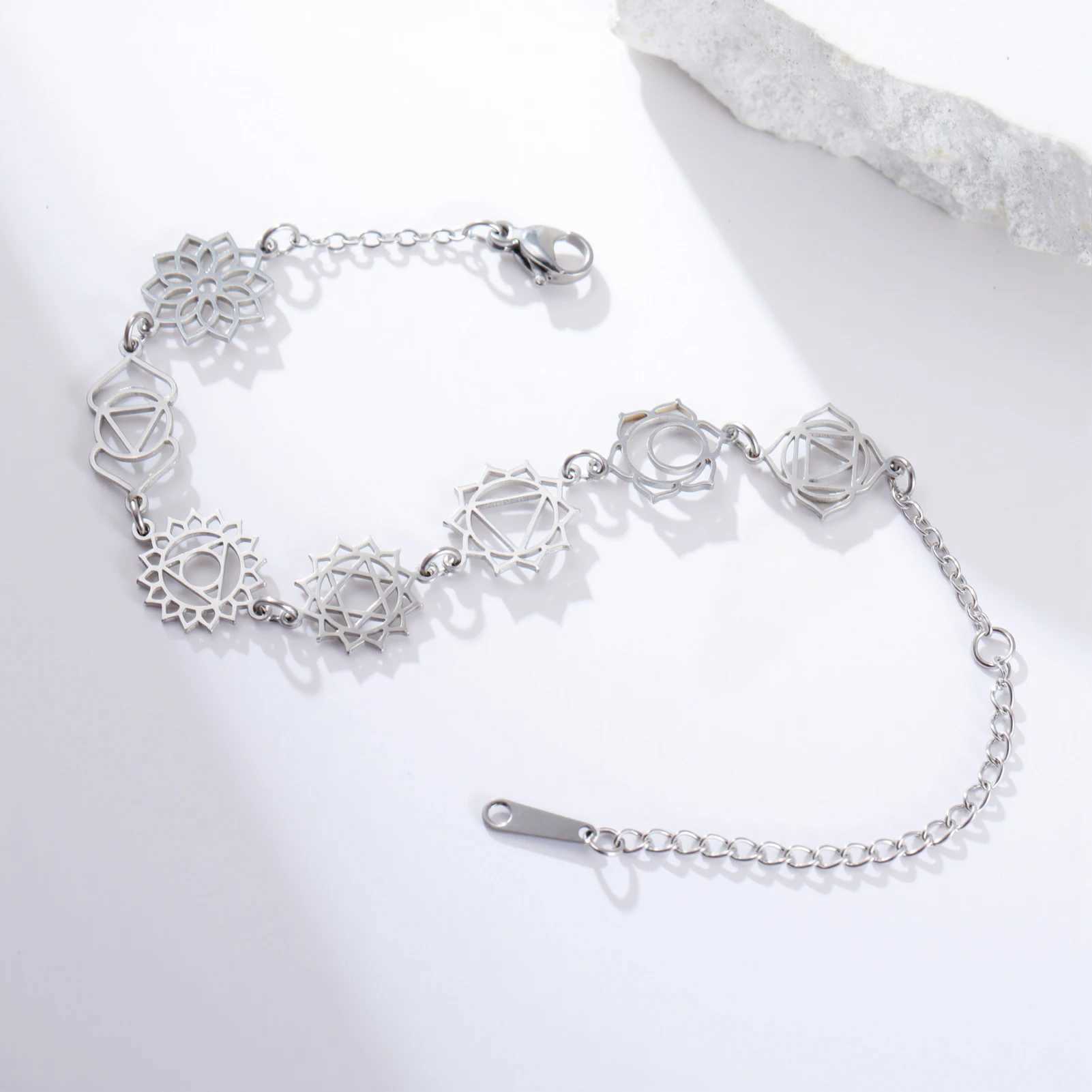 7 Chakra Yoga Balance Charm Women Stainless Steel Gold Color Hands Spiritual Jewelry Birthday Gift C251105