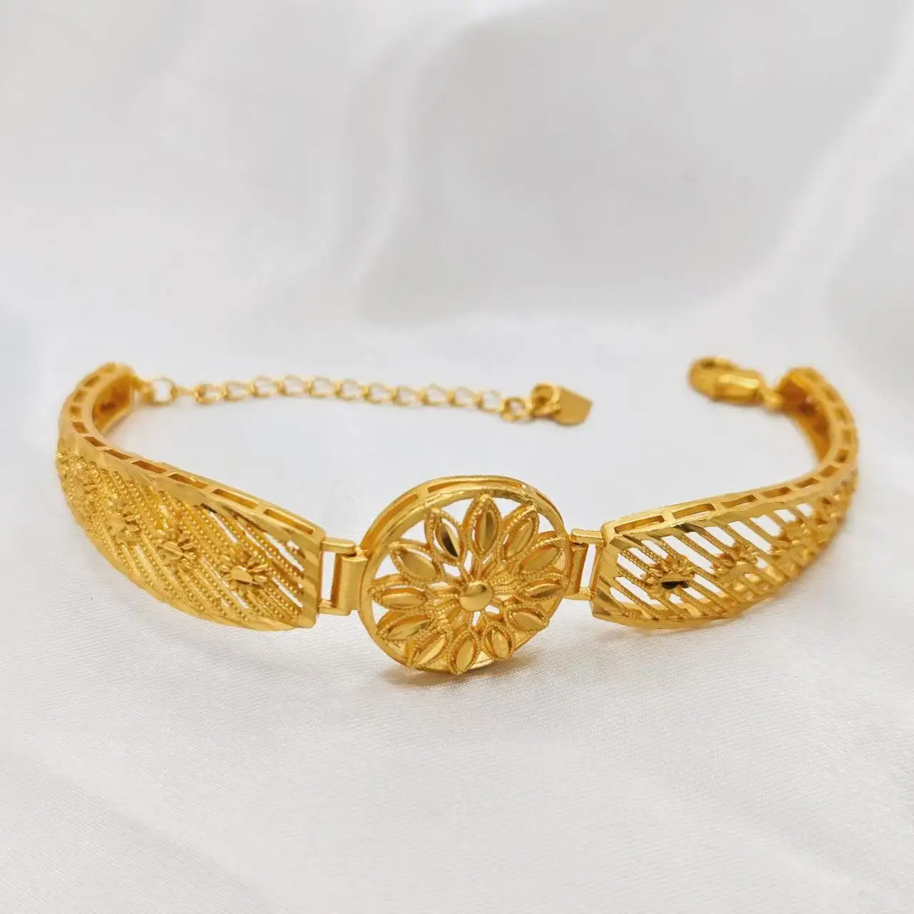 Dubai 24k Real Gold Plated Charm Bracelets Indian Adjustable Bangles African Event Party Jewelry Accessories Gift Women 251031