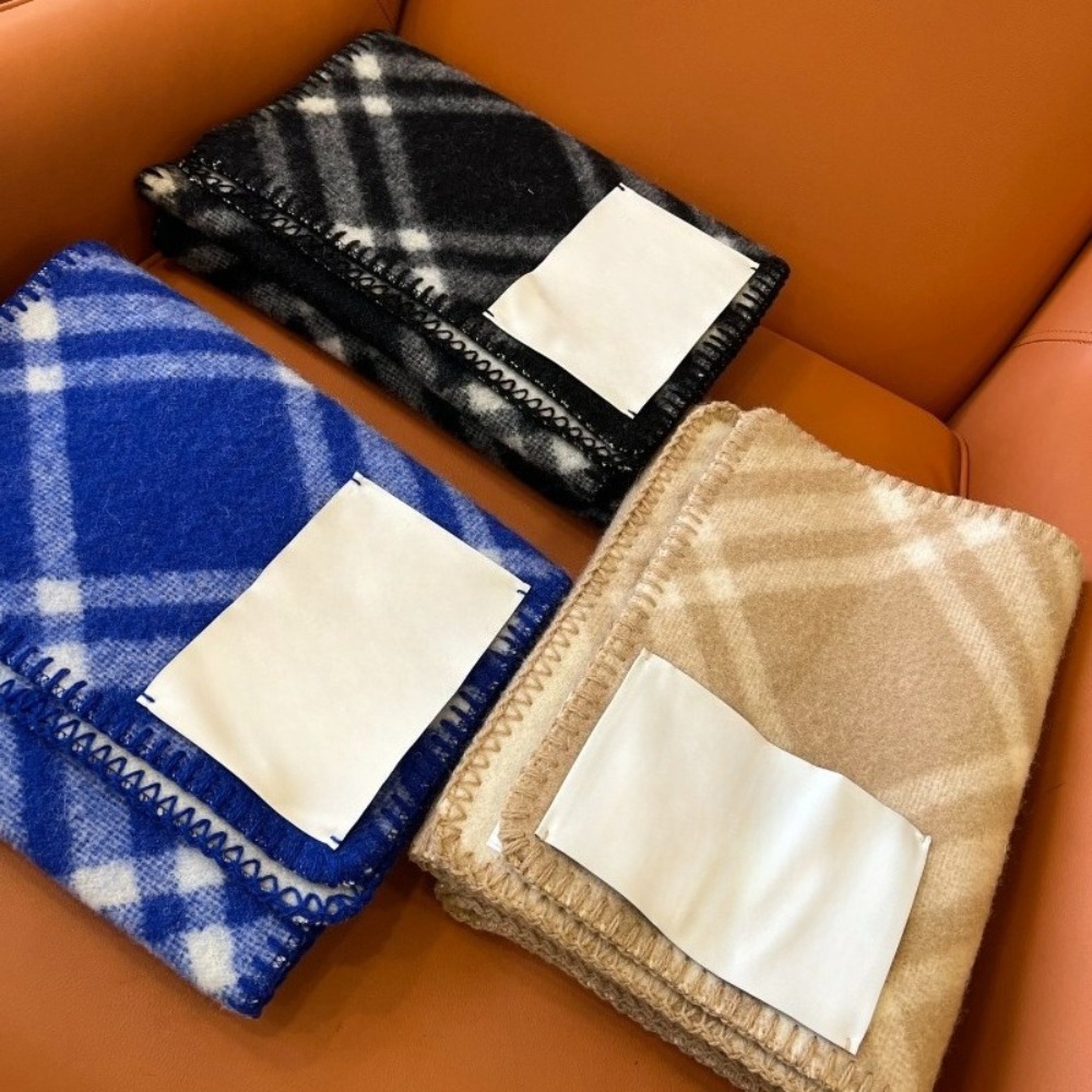 Designer Scarf Shawls Classic Plaid Men and Women Scarf Double-sided Scarf Shawl Elegant and Warm Soft Cashmere Texture 180x30cm Christmas Gift with Box