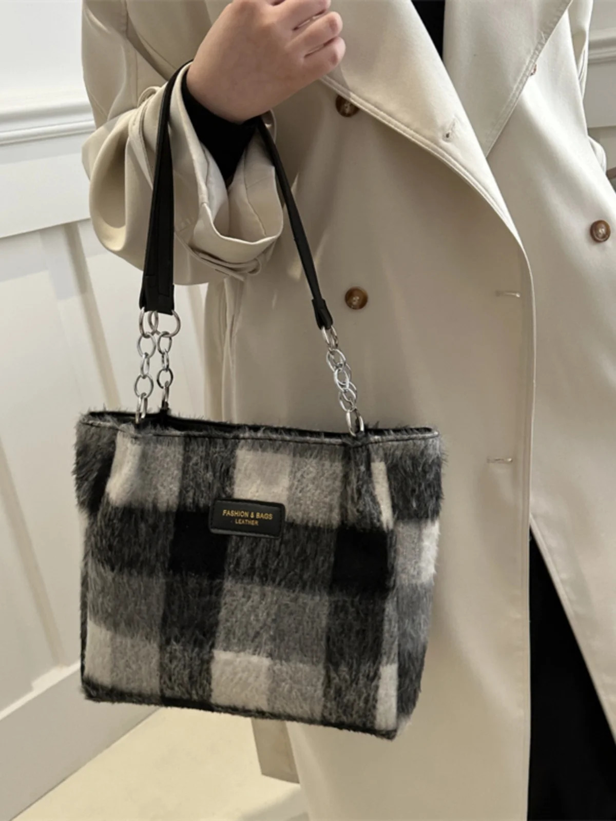 Autumn Winter Woolen Shoulder Bags for Women Contrast Color Plaid Ladies Large Capacity Tote College Style Class Handbags 251104
