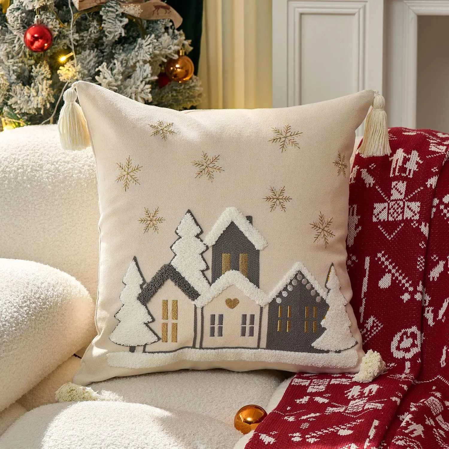 Christmas Embroidered House Snowflake Pillowcase Cojines Cotton Beige Throw Cushion Cover Decor Sofa Pillow Cover 30x50/45x45cm Y251105