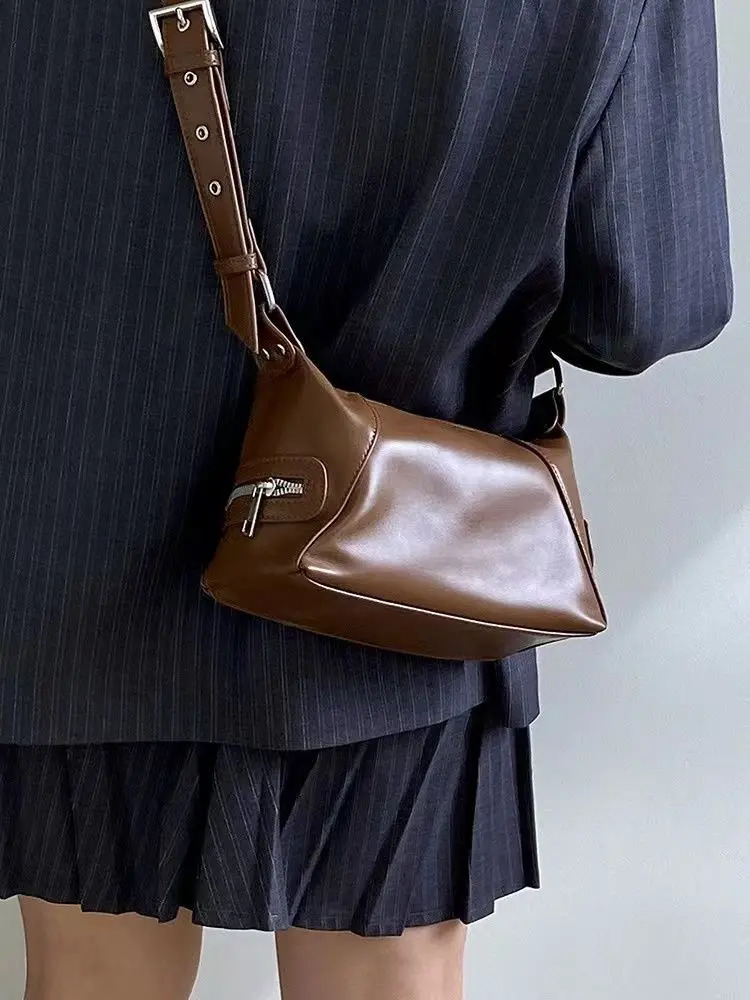 Vintage Thread Y2k Womens Shoulder Bags Cool Crossbody Bag Underarm Bag PU Leather Female Handbags Fashion Purse 251104