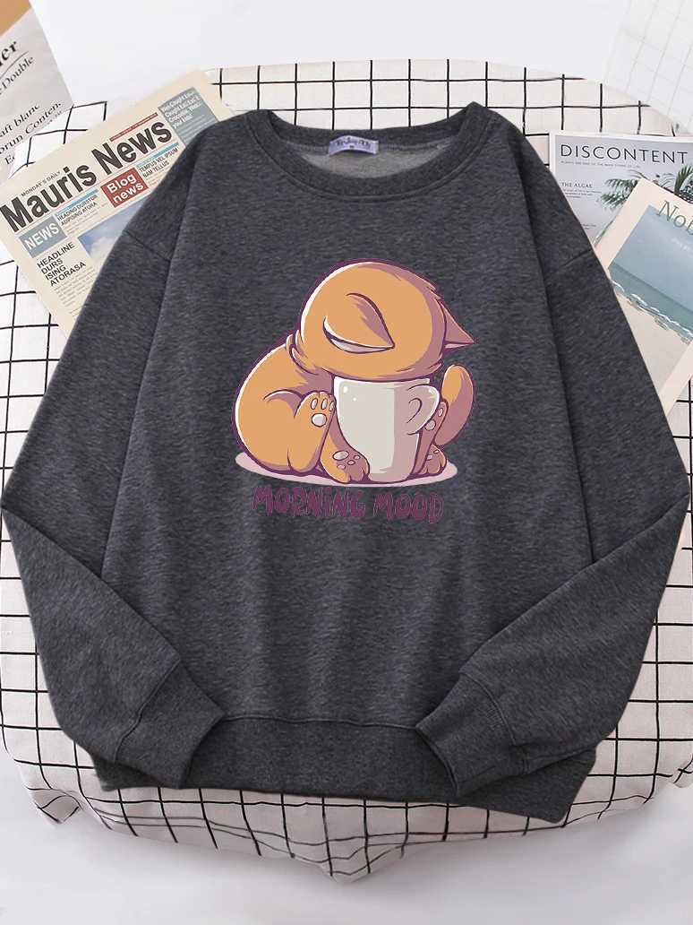 Cat Is Looking At The Cup Lovely Sweatshirt Female Fashion Fleece Hoody Crewneck Casual Hoodies Pullover Oversize SportswearT251105