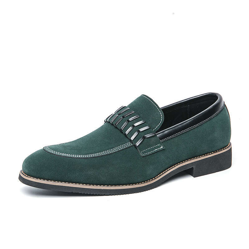 Large men's frosted leather 2024 Spring and Autumn new item, sizes 38-48, one foot lazy casual shoes for men