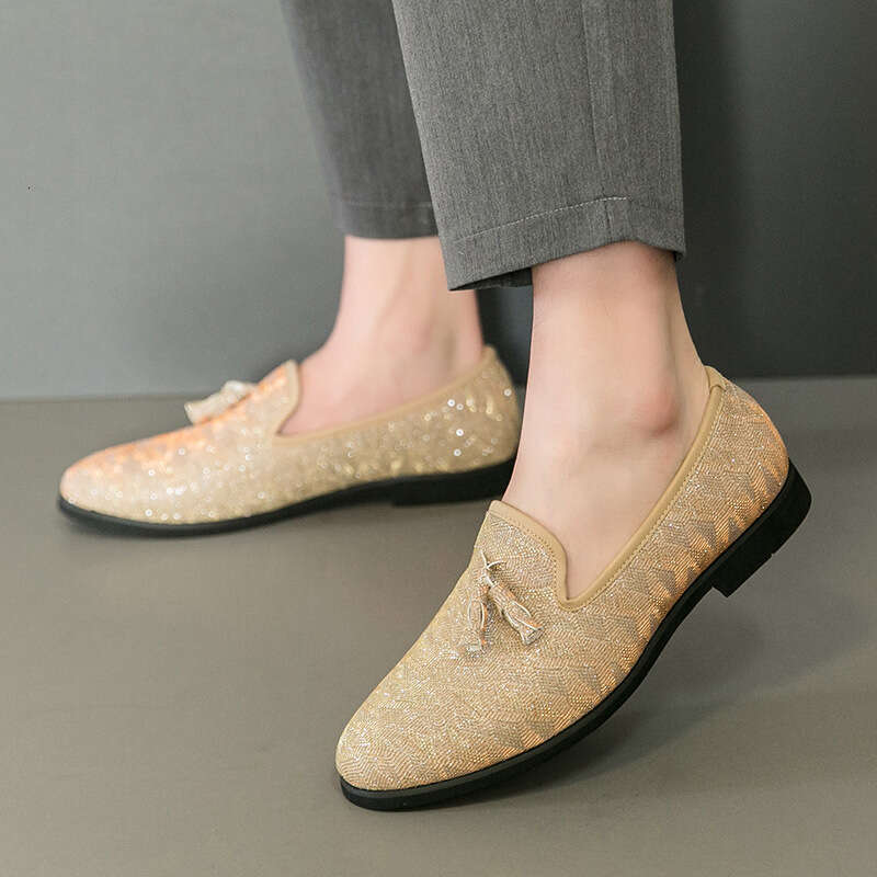 Large size men's sequined Lefu fringe leather 2024 Spring Autumn new casual Korean version trendy and personalized bean shoes