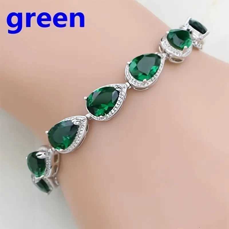 Elegant Shiny Water Drop Zircon Bracelet Fashionable Charm Jewelry Suitable for Daily and BanquetXJ251105