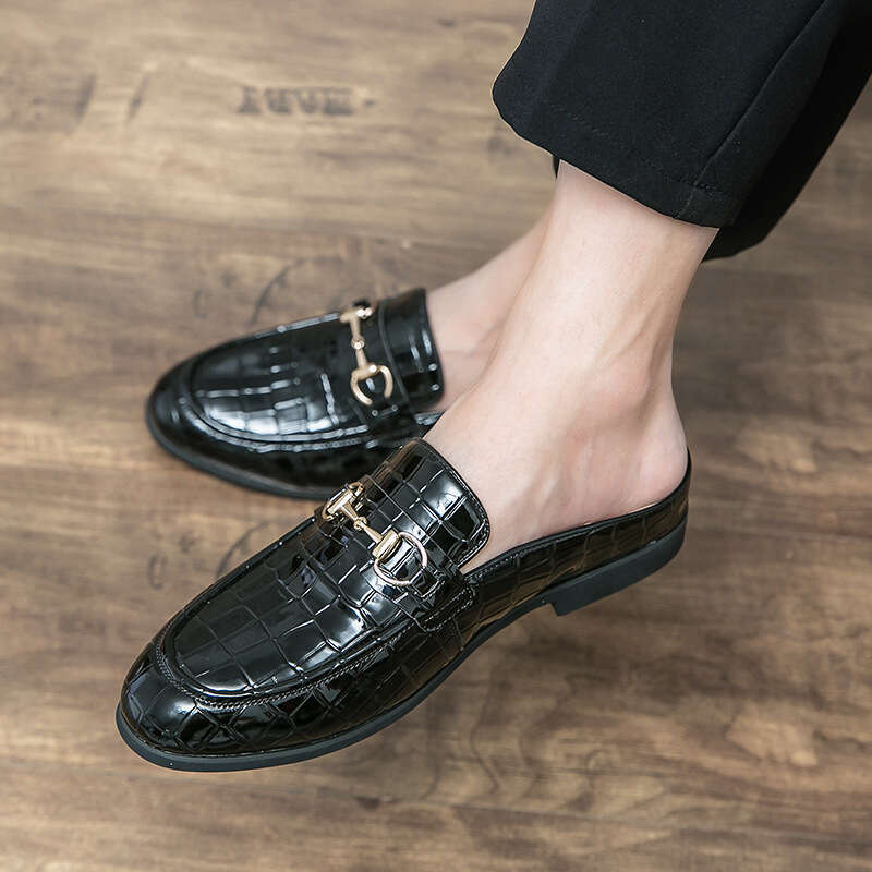 2023 Summer New Baotou Men's 38-47 Large Horsehead Buckle Lazy Half Slippers