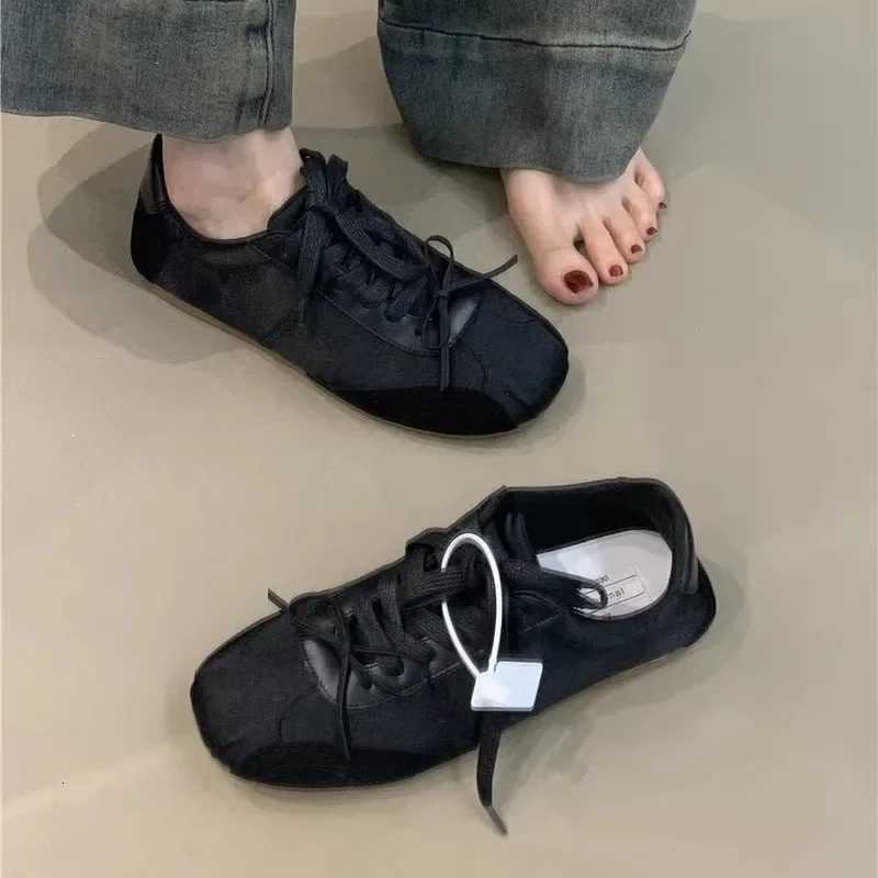 White Lace Knot Sports Shoes for Wen Spring Autumn New Style Casual Loose Fit Fem Footwear Cfortable Breathable Y251105