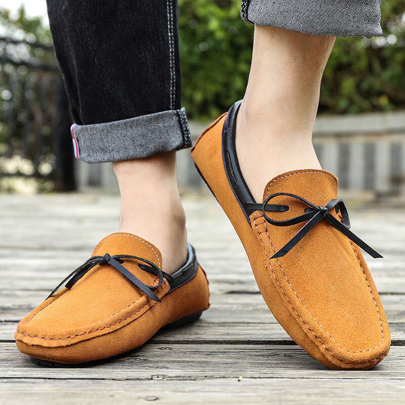 Large size cowhide bean sizes 38-48, leather for men, 2023 spring and autumn new style, one foot driving shoes