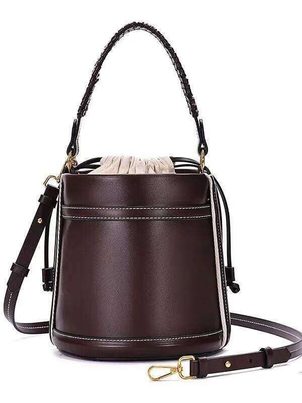 Designer Straw Bucket Bag Weave Women Handbags Panelled Shoulder Crossbody Bags Casual Summer Beach Small Tote Purses 251105