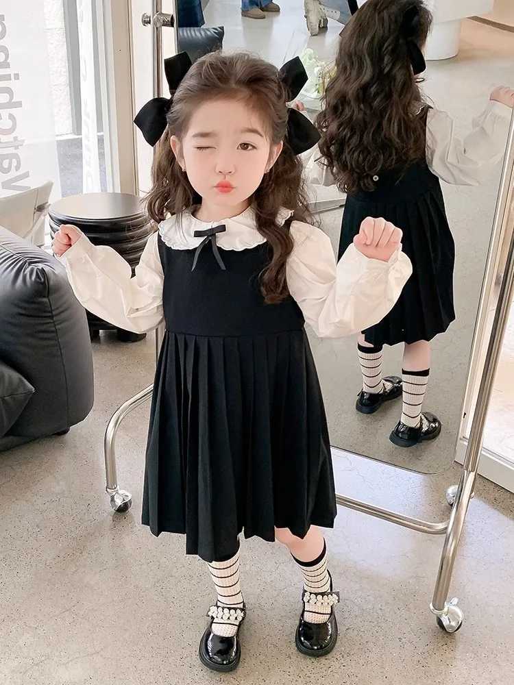 Kid Girl Elegant Dress Ruffled Peter Pan Collar Black Satin Bow Tie Puffy White Sleeves Flared Black Pleated Skirt for Children Y251105