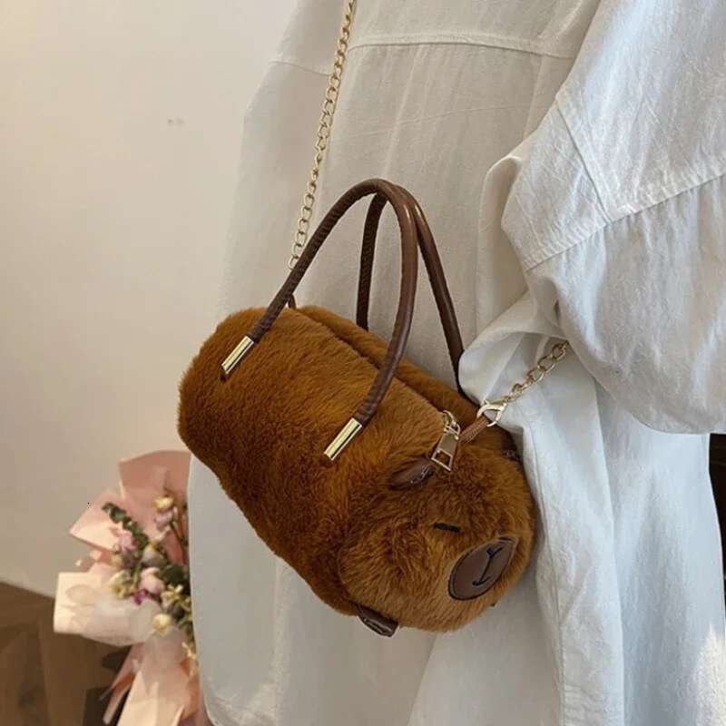 New Cute Plush Kapybara Large Capacity Capybara Shoulder Crossbody Bucket Bag