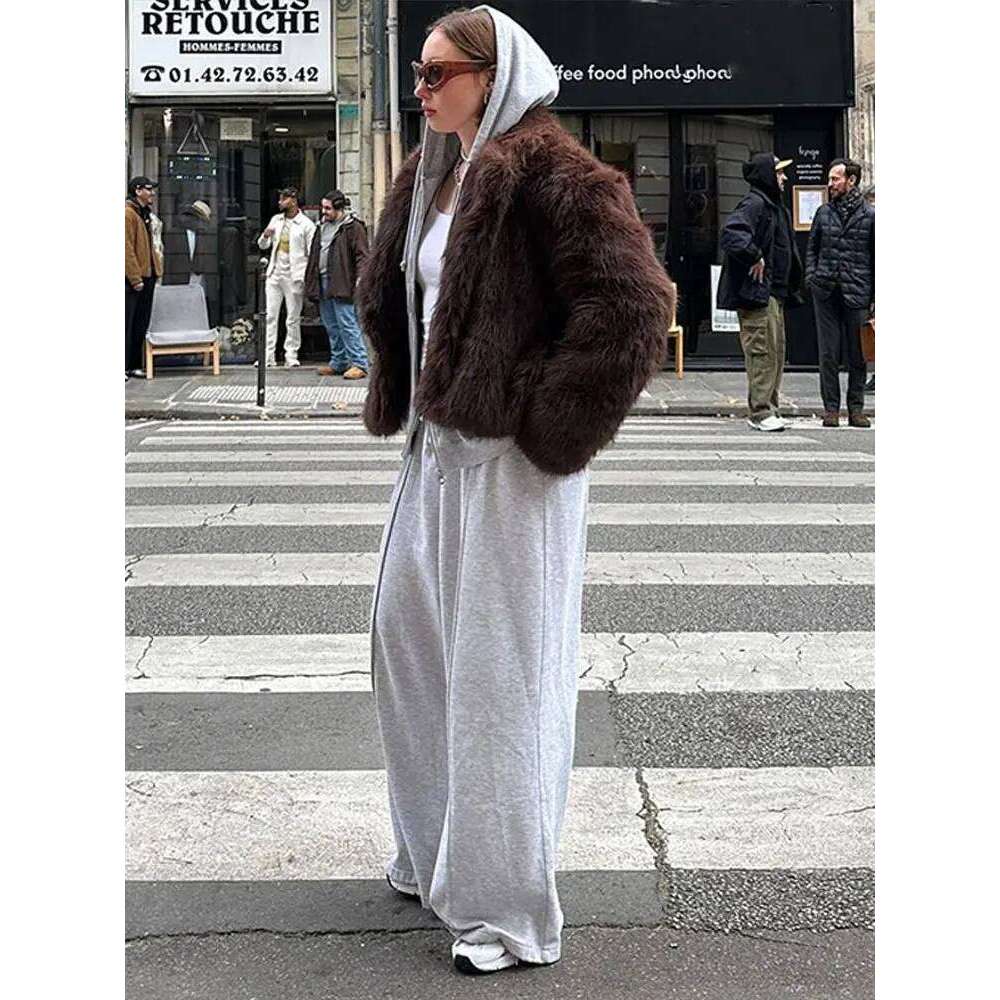 Warm Winter Fur Woman Coats Turn-Down Collar Solid Color Short Jackets Long Sleeves Fluffy Thick Top Fashion Women Loose Jacket