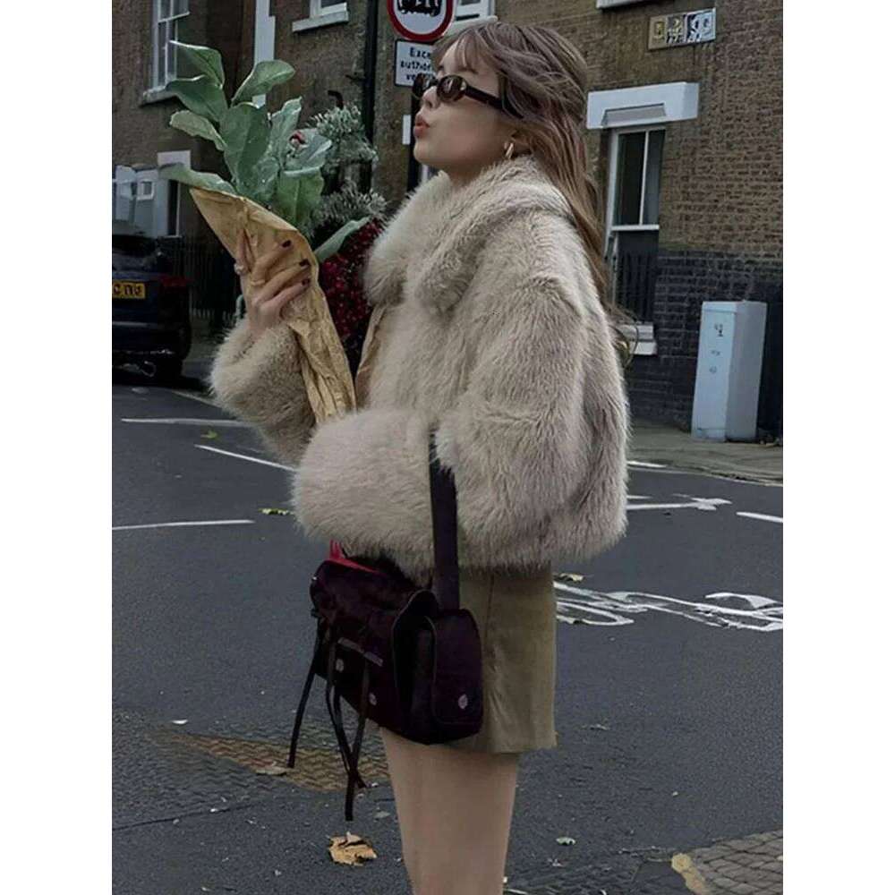 ZADORIN Winter Faux Fur Coats Woman Short Fluffy Jacket Trend Turn Down Collar Full Sleeve Zipper Warm Womens Coat Y2k Clothes