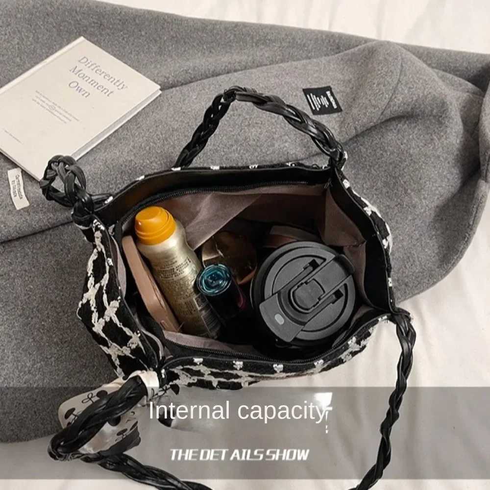 New Popular Shoulder Bag Large Capacity Temperament Handbag Tote Bag Women Z251104