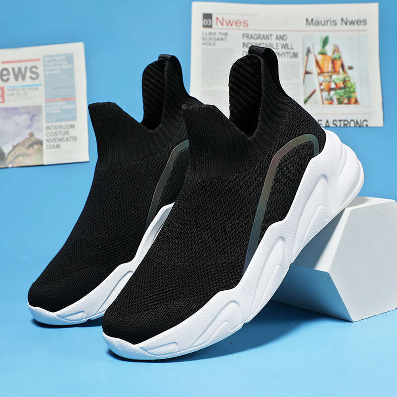 Flyknit Elastic Socks Large Size Couples, Sports Casual Shoes, Lightweight and Breathable Four Seasons, Lazy Shoes
