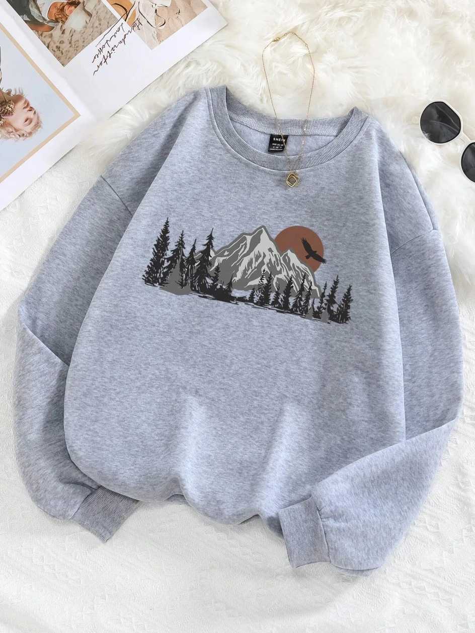 Forestsmountains Printing Sweatshirts Women Harajuku Soft Pullover Fashion Warm Clothing Loose Crewneck Fleece Female HoodiesT251105