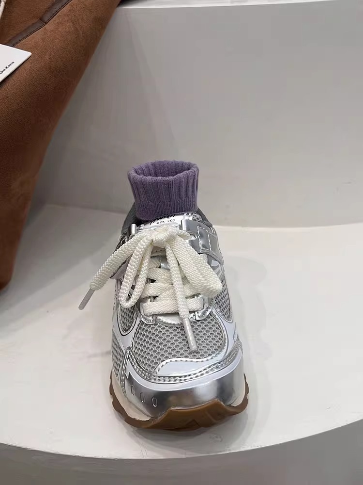designer shoes 2025 Children's casual sports shoes, spring style lightweight non-slip soft sole Korean version versatile for boys and girls
