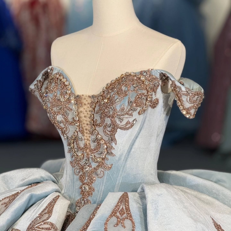 Sky Blue Shiny Quinceanera Dresses Off The Shoulder Sequin Applique Lace Beading Crystal Bow Party Birthday Sweet 16 Dress Vestidos 15 Anos