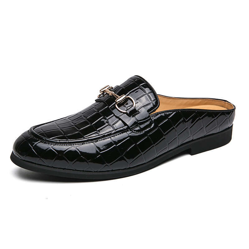 2023 Summer New Baotou Men's 38-47 Large Horsehead Buckle Lazy Half Slippers