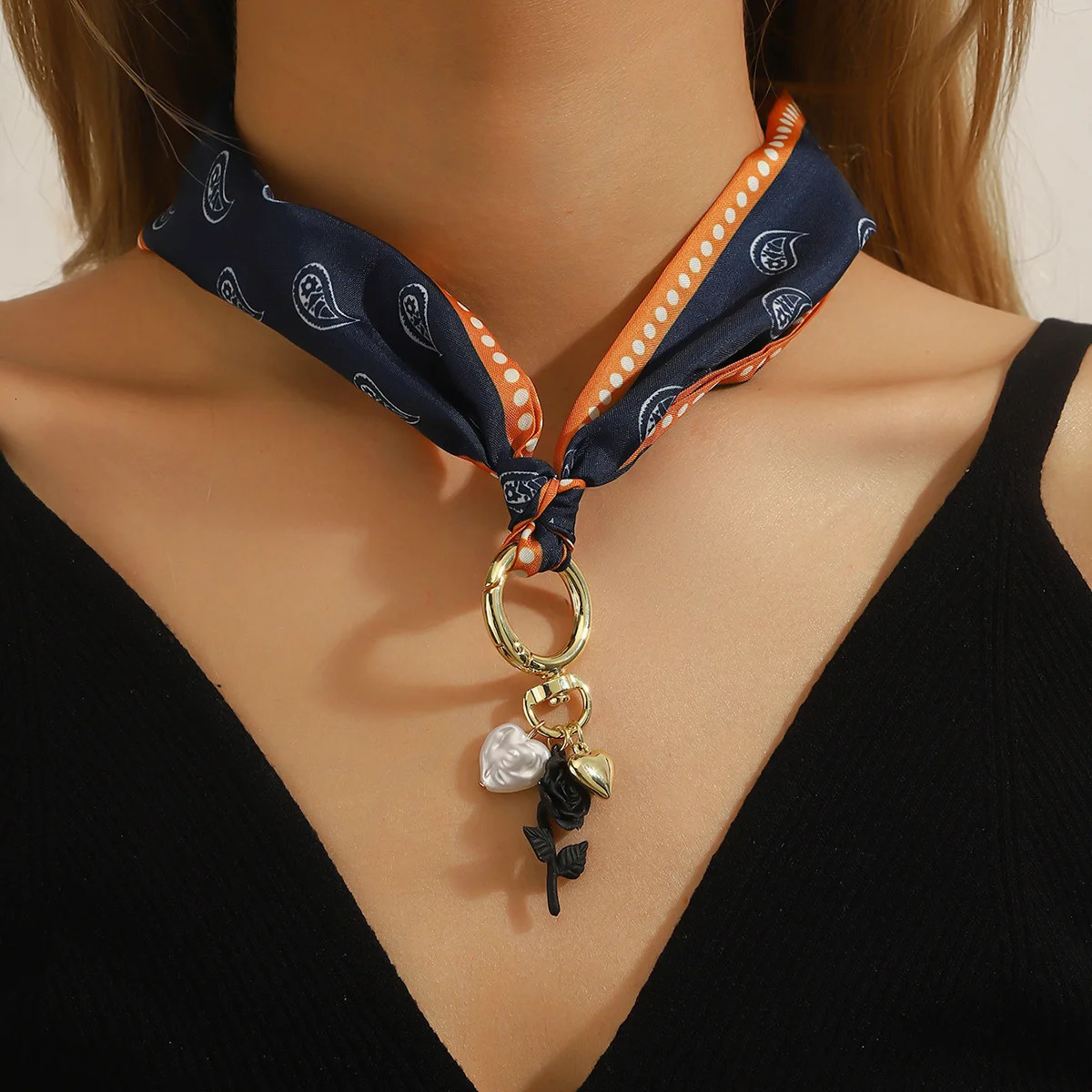 Bohemian Print Scarf Choker Retro Love Pearl Flowers Pendant Short Necklace For Women Fashion Handmade Jewelry 251031