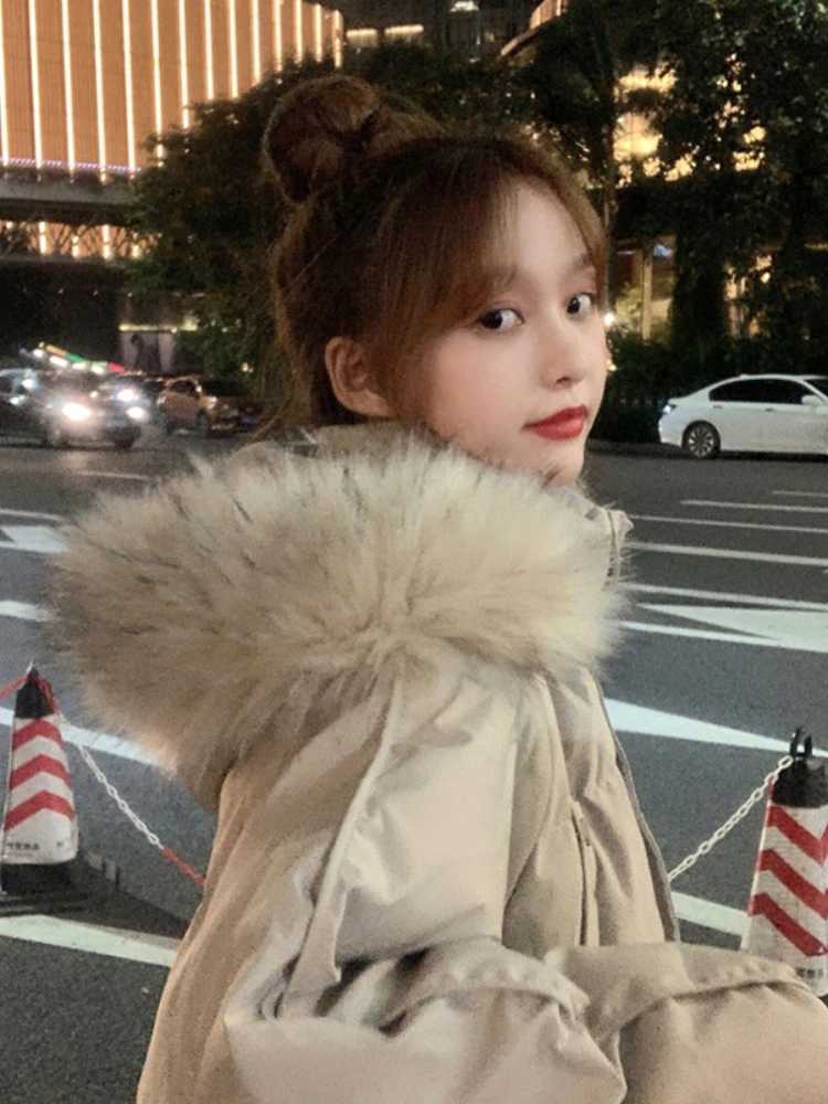 2025 Cotton Padded Faux fur collar Parka New Fashion Cotton Autumn Winter Jacket Women Thick Warm Parkas Female OuterwearT251105