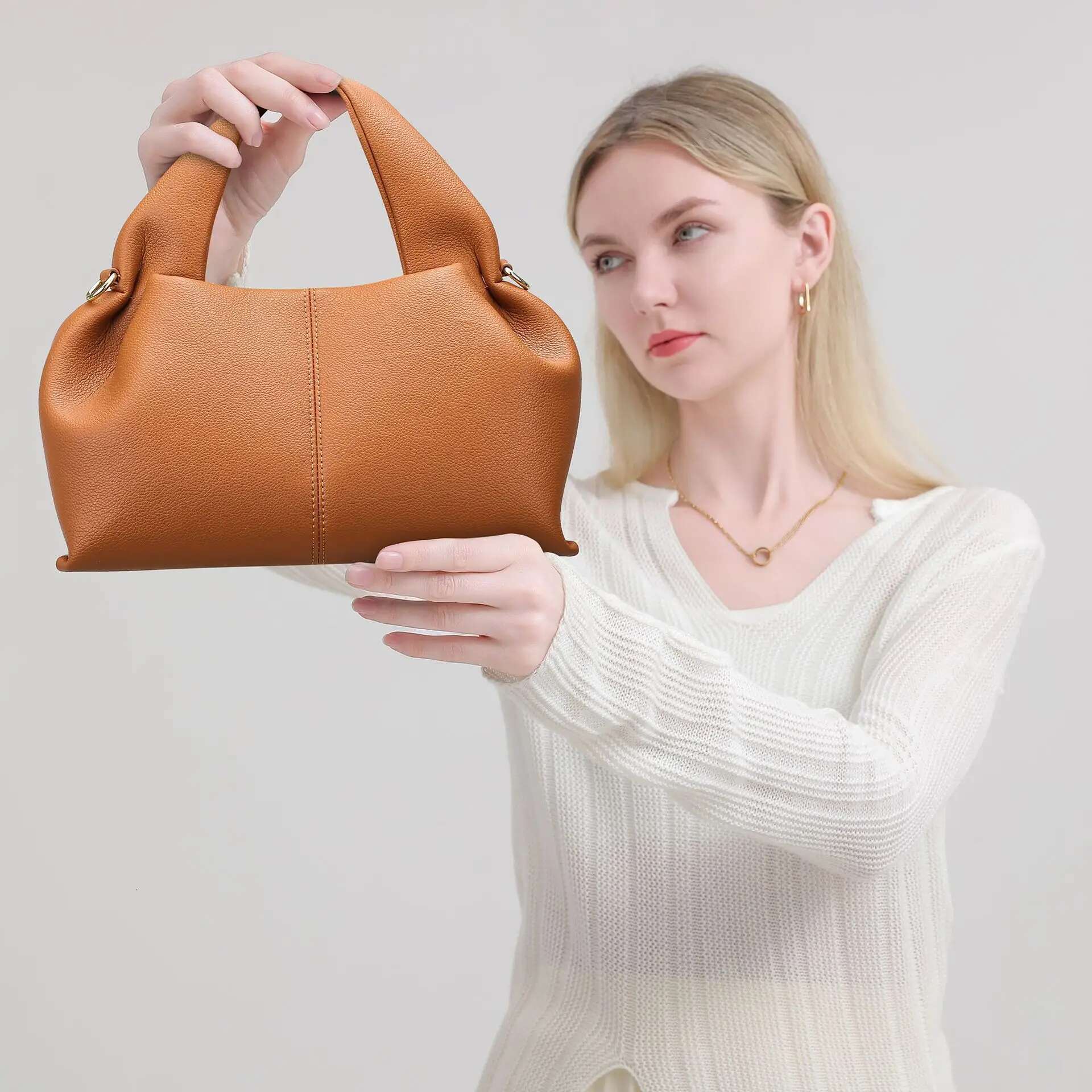 Cloud-Like Air Tote - Crossbody Bag For Commuting (Designer Matte Soft Leather With Expandable Storage)