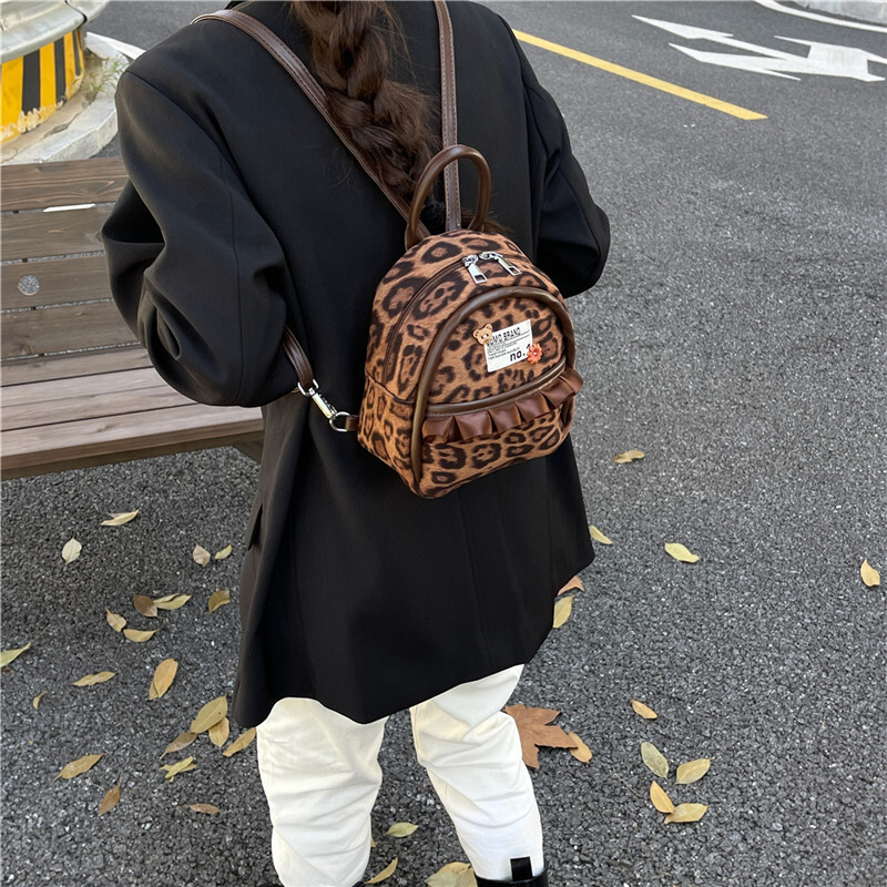 Leopard print women's backpack, versatile for autumn and winter, mini backpack, mini backpack