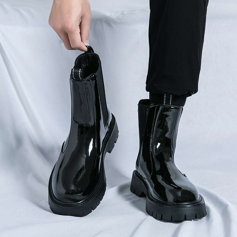 Large big toe men's with lace up leather shoes 2024 autumn and winter new high top British formal short boots for men