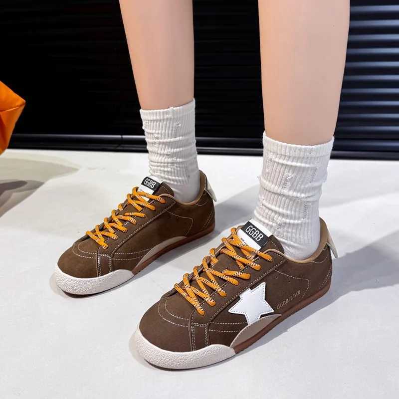 2025 New Fionable Leather Inner Higher High Quality Star Shoes Wen Leather Athletic Casual Board Shoes Y251105
