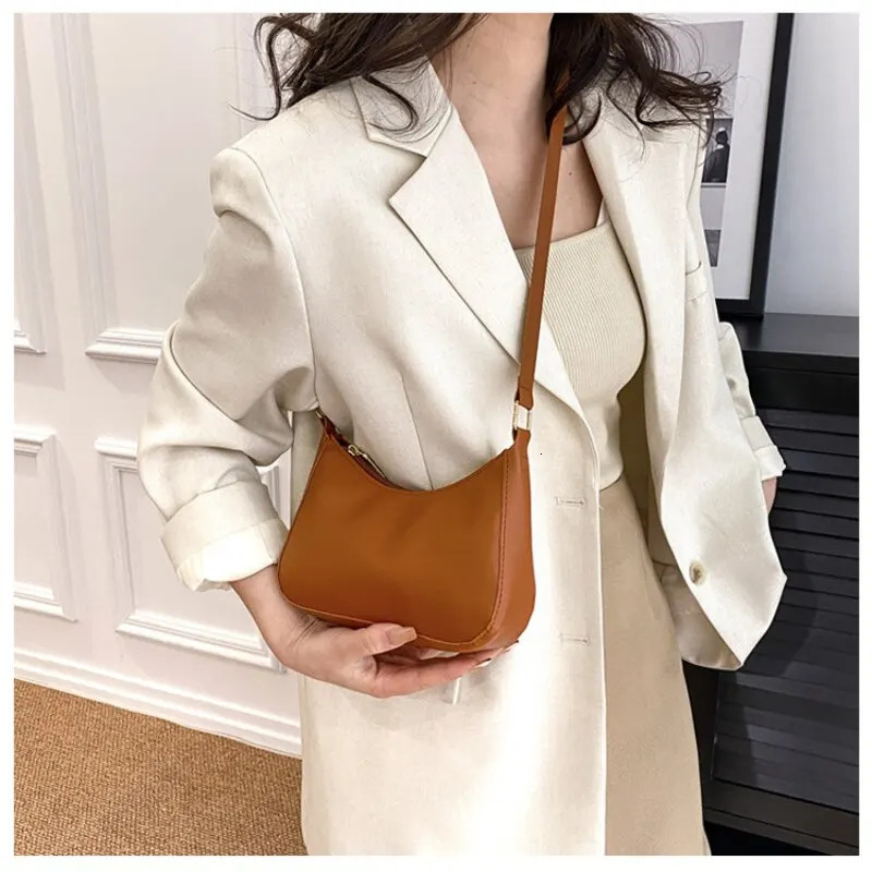Womens Fashion Handbags Retro Solid Color PU Leather Shoulder Underarm Bag Casual Women for 251030
