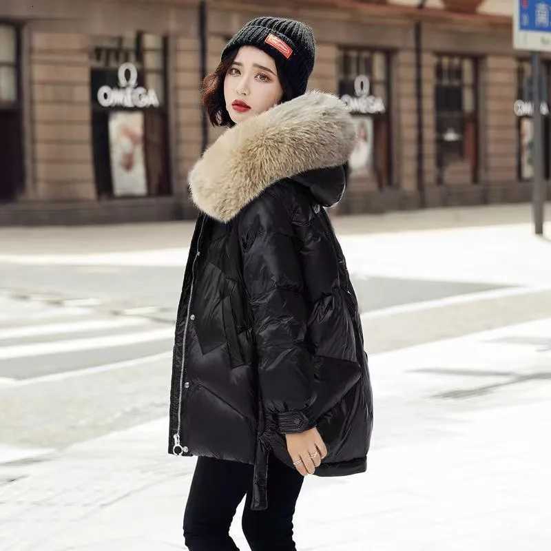 Down Cotton Jacket For Women Glossy Cotton Jacket New Winter Thicken Jacket Parka Hooded Fur collar coatT251105